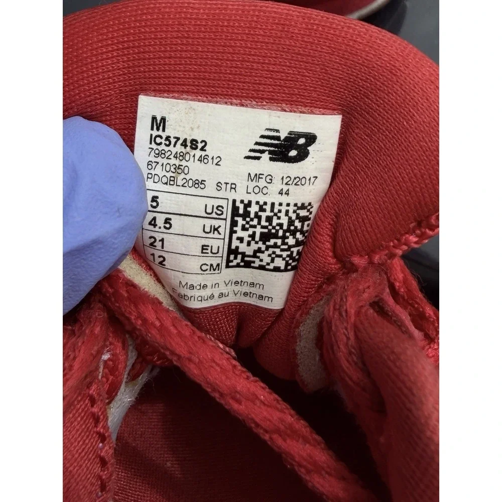 New Balance Toddler Sneakers Red Size 5 US Kids Shoes IC574S2